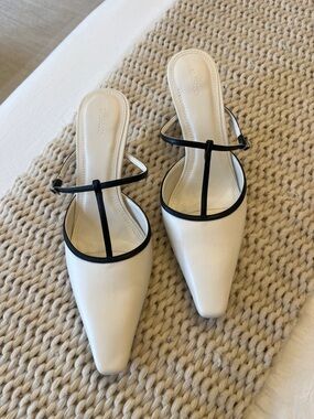 T- strap kitten heels